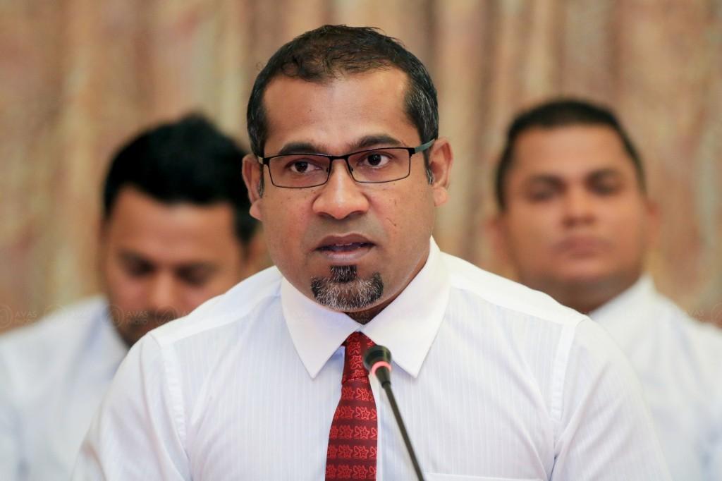 Minister of Health Dr. Abdulla Khaleel Reports No Evidence of Cat Meat in Food