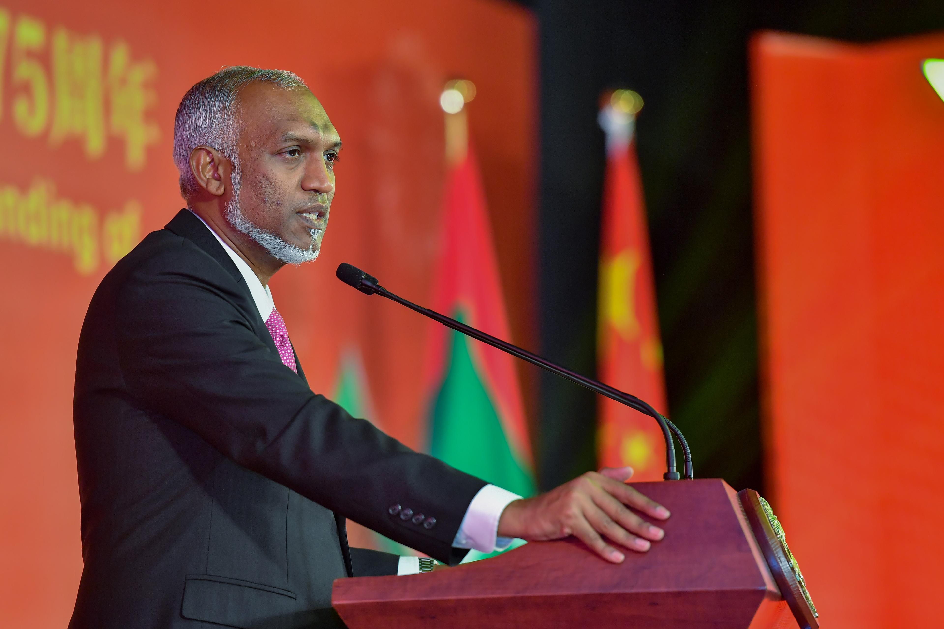 ރައީސް ޑރ. މުހައްމަދު މުއިއްޒު