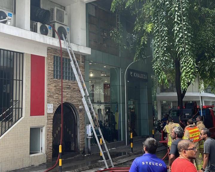 Fire Erupts on Third Floor of Ma. Oliveena on Chandhenee Magu