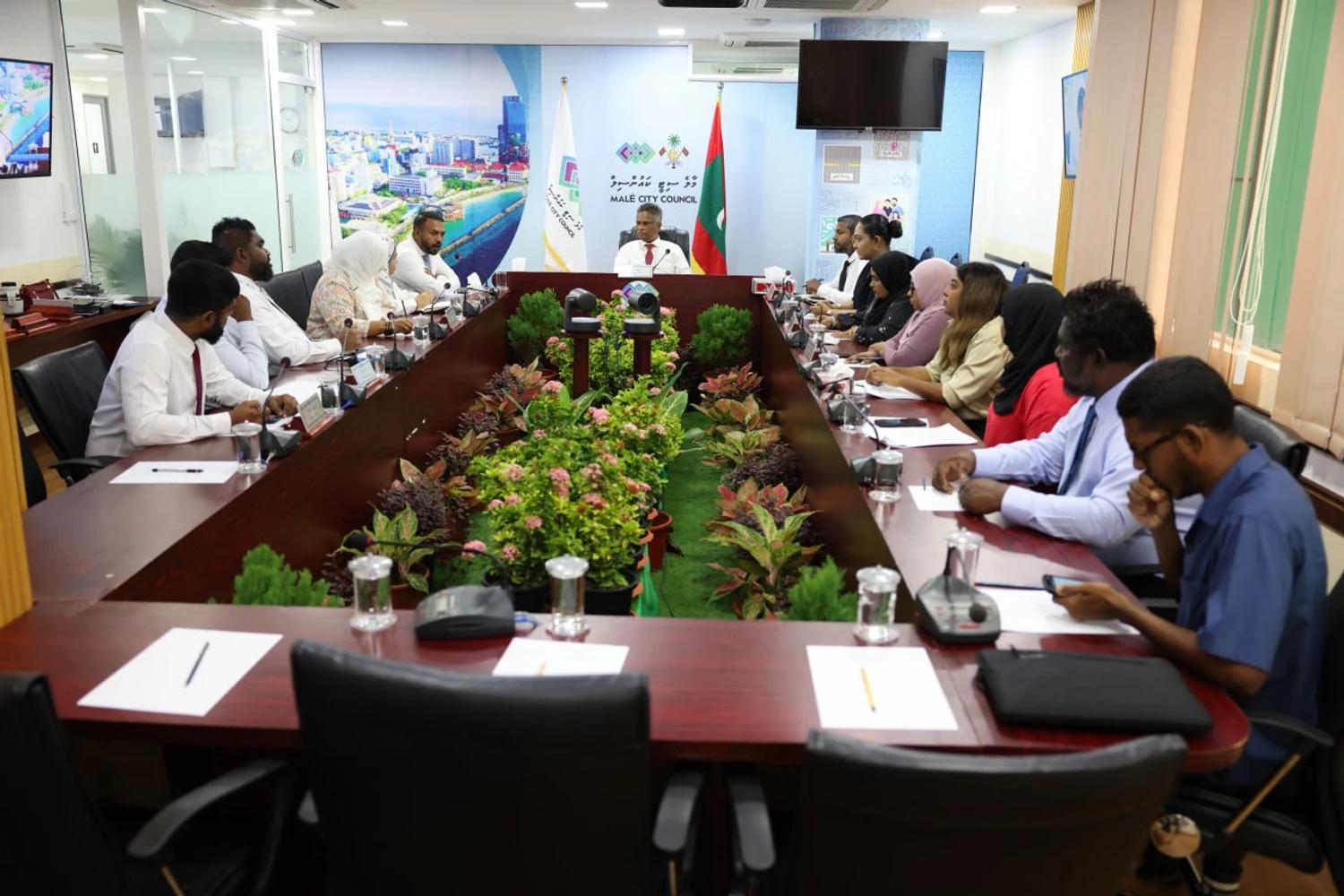 އުސްގެކޮޅުން އާއްމުދަނީ ހޯދޭނެމަގު ފަހިކުރުމަށް ސިޓީ ކައުންސިލުން މަޝްވަރާކޮށްފި