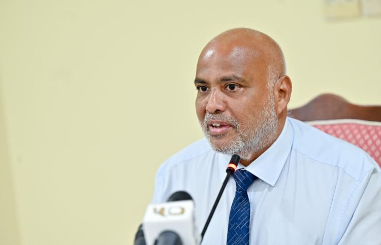 ހުރިހާ ދިވެހިންނަށް ވަޒީފާގެ ފުރުޞަތު ފަހިކޮށްދިނުމަކީ އެންމެ މުޙިއްމު ސިޔާސަތު