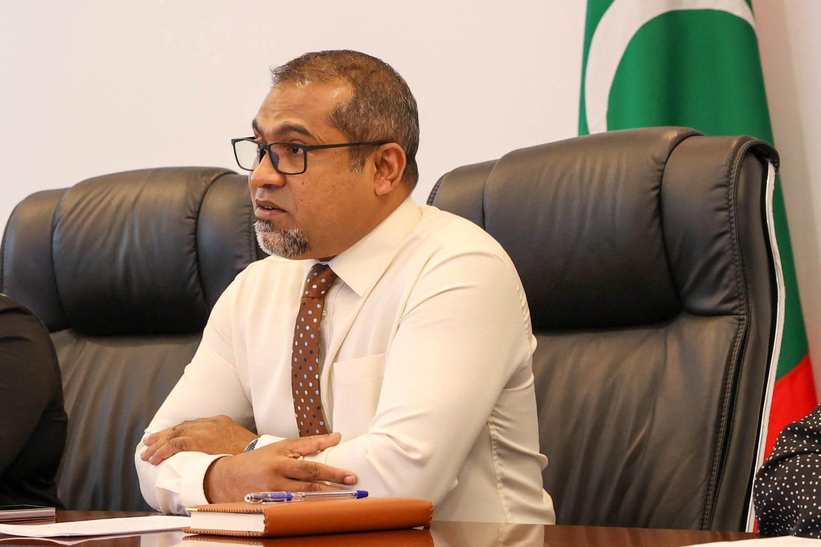 ޚާރިޖީ ވަޒީރު ލަންކާއަށް: އެ ގައުމުގެ ރައީސް އަދި ބޮޑު ވަޒީރާ ބައްދަލުކުރައްވާ މުހިންމު މަޝްވަރާތަކެއް ކުރައްވާނެ
