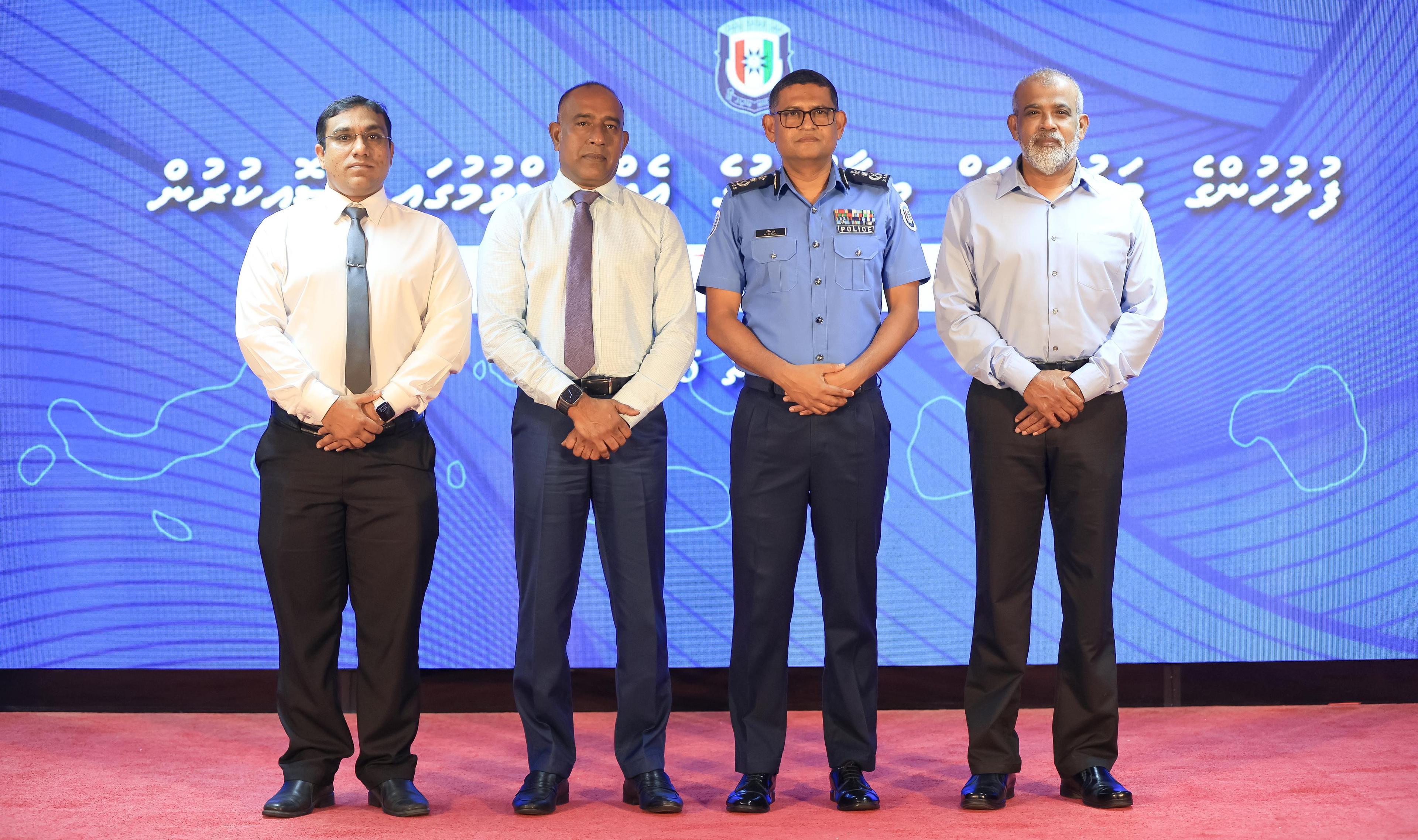 ފުލުހުންގެ ޚިދުމަތް މުޅި ރާއްޖެއަށް ފުޅާކުރުމަށް އިތުުރު 8 ރަށުގައި ފުލުހުންގެ މަރުކަޒު އެޅުމަށް  ސޮއިކޮށްފި