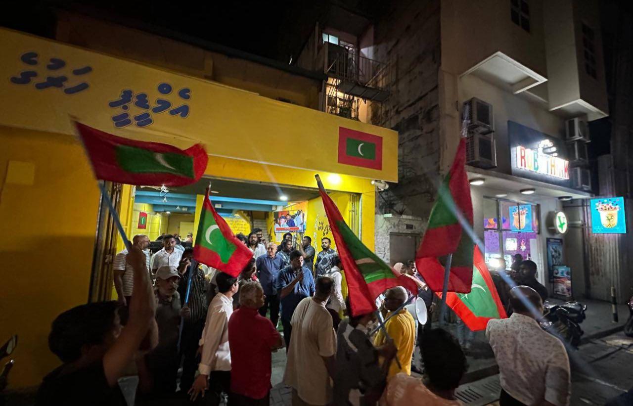 އެމްޑީޕީން ރައްޔިތުން ކަރަށް މެހި އިގްތިސޯދީ މަޅި ބާރުކުރުމުގައި އަވަދިނެތި