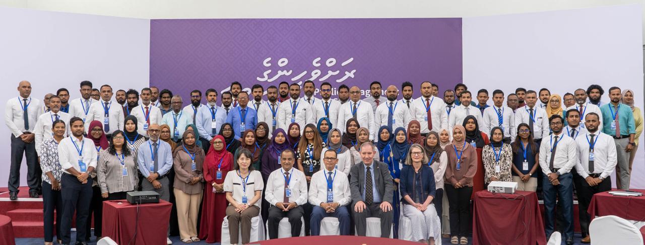 ލާމަރުކަޒީ ނިޒާމު ހަރުދަނާކޮށް، ރައްޔިތުން ބާރުވެރިކުރުމަށް 'ރަށްވެހީންގެ ސައްލާ' ފޯރަމް ބާއްވައިފި