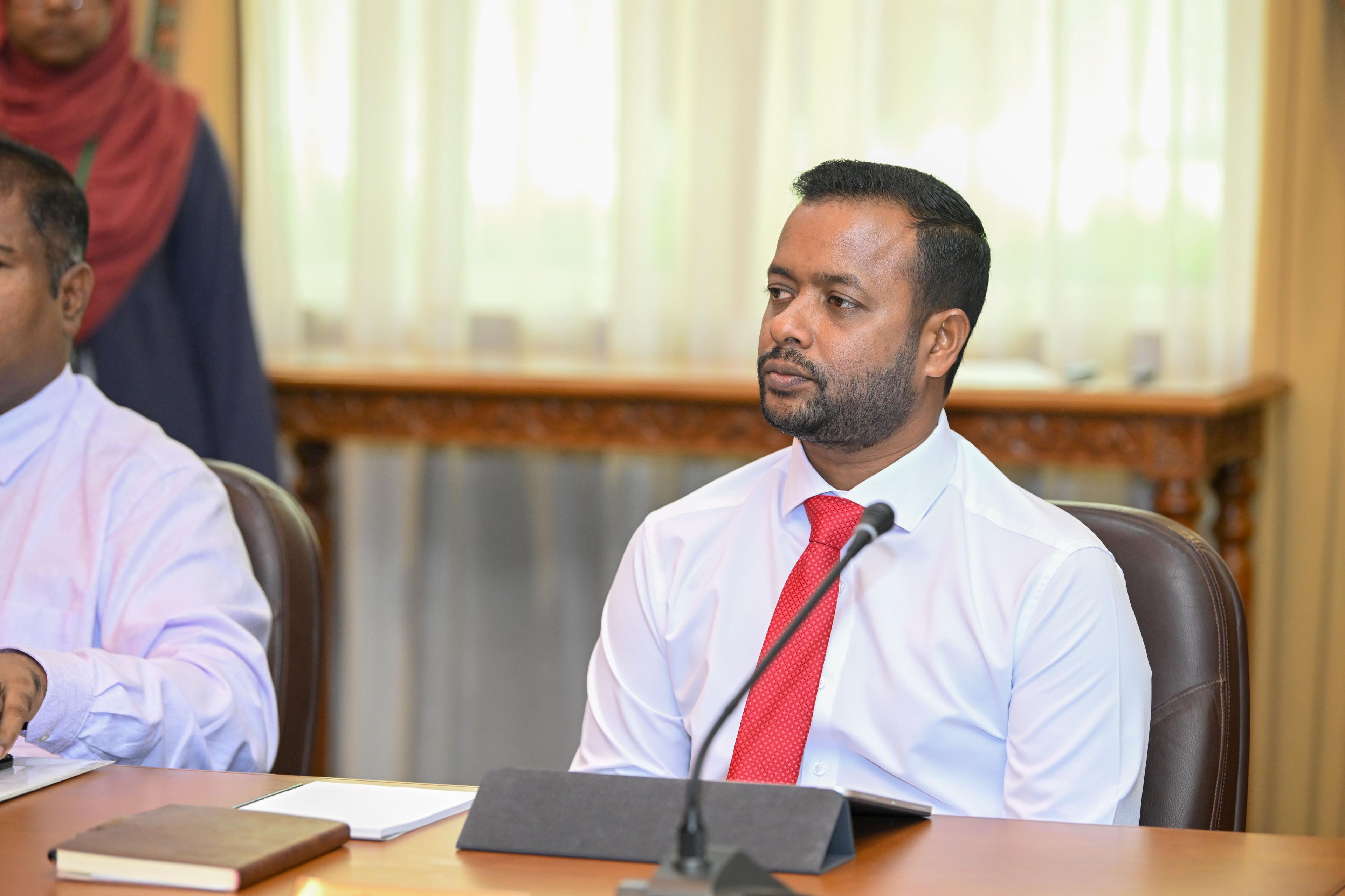 ވަޒީރު މުއްޠަލިބް މަޖިލީހަށް ހާޒިރުކުރަނީ