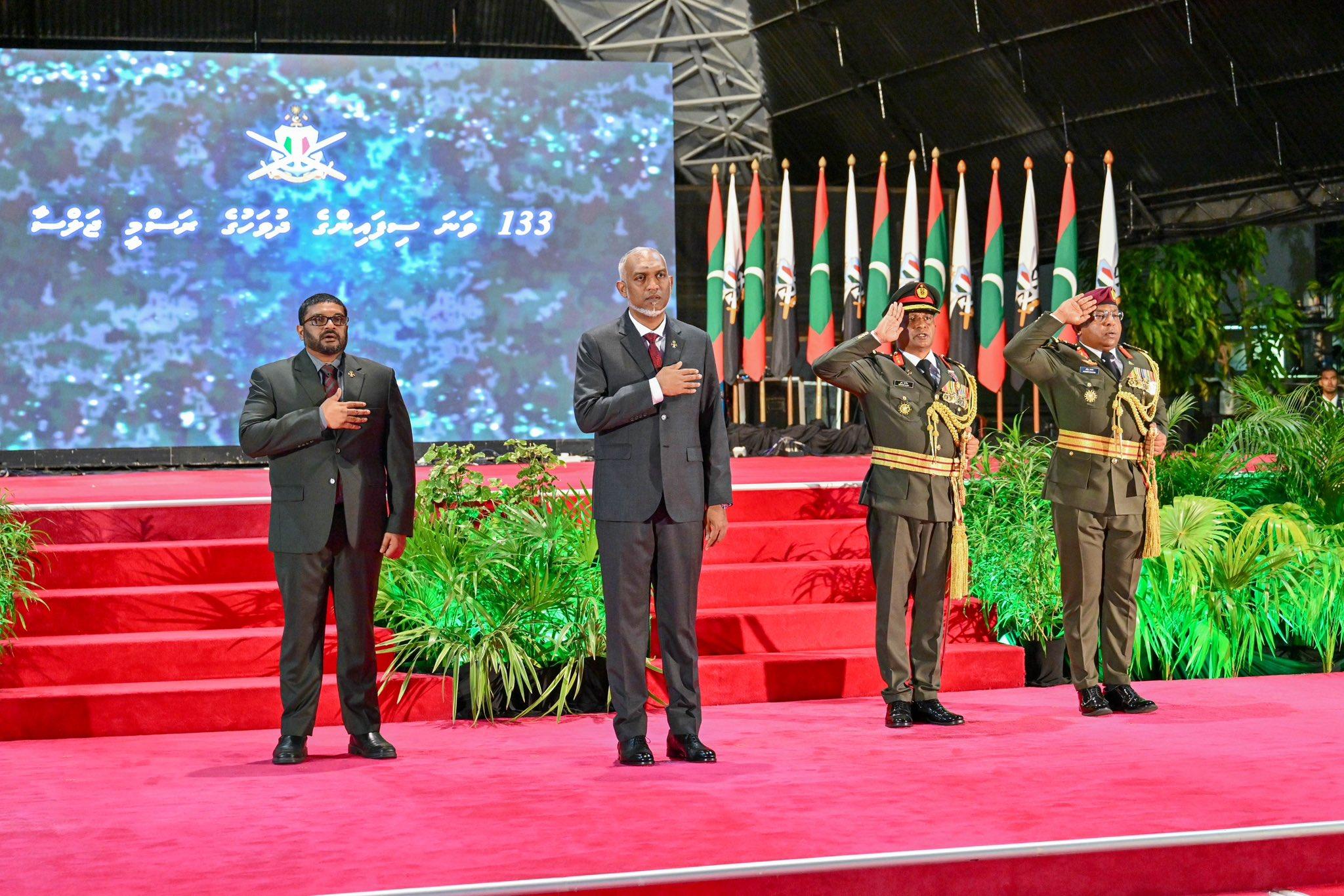 "ތާރީޚުގައި ވެސް ދިވެހި އަސްކަރިއްޔާ ނުދެކޭހާ ކުރިއެރުމާއި ޤާބިލުކަން، ރައީސް ވަނީ ގެނެސްދެއްވާފައި"
