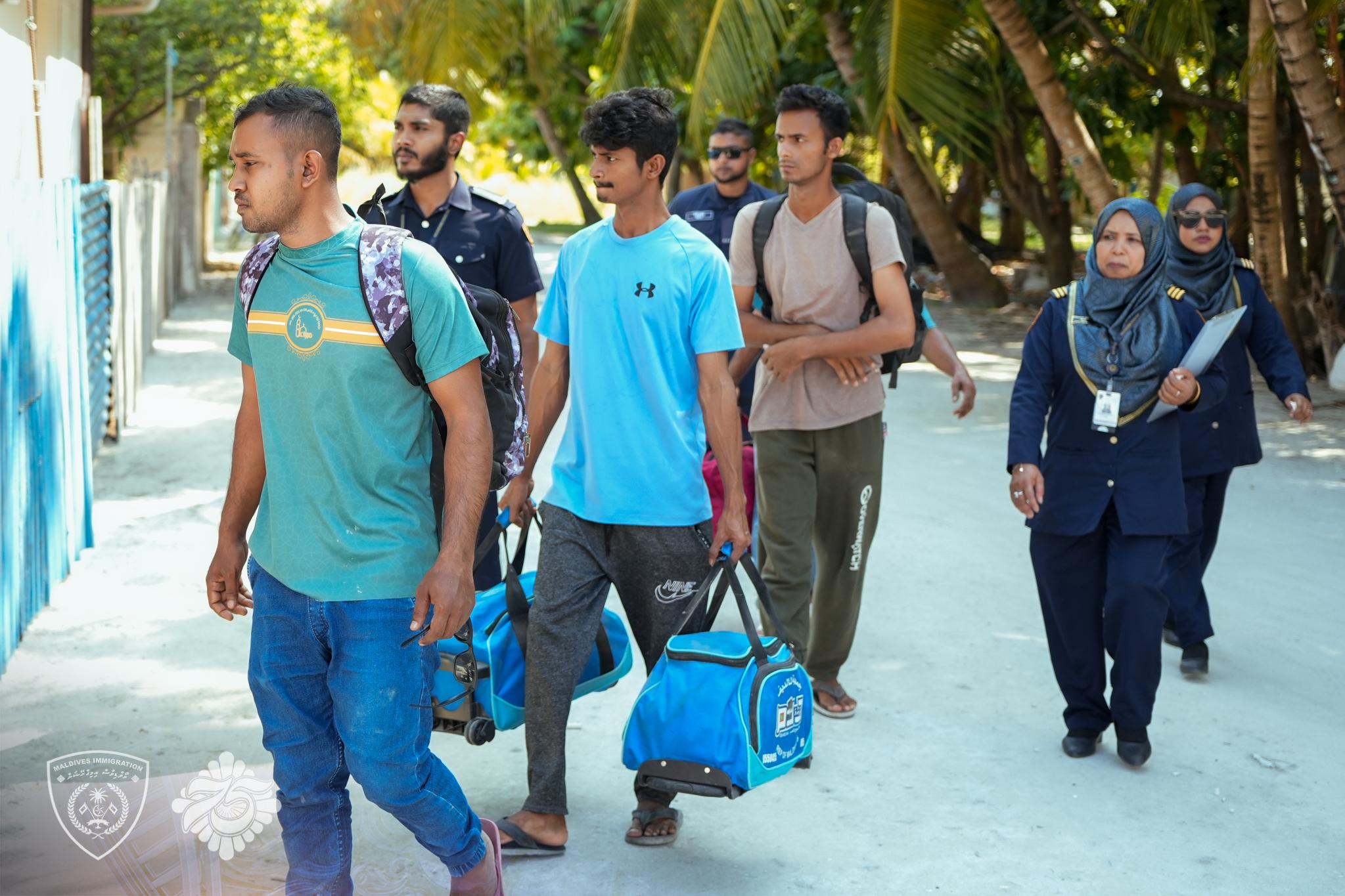 ދުވާފަރުގައި ހިންގި އޮޕަރޭޝަނުގައި 51 ބިދޭސީން ހައްޔަރުކޮށްފި 