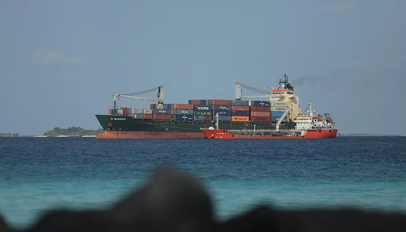 ބަންކަރިންގެ ޚިދުމަތް ނުހުއްޓި ކުރިއަށް އެބަދޭ - މިނިސްޓަރ 