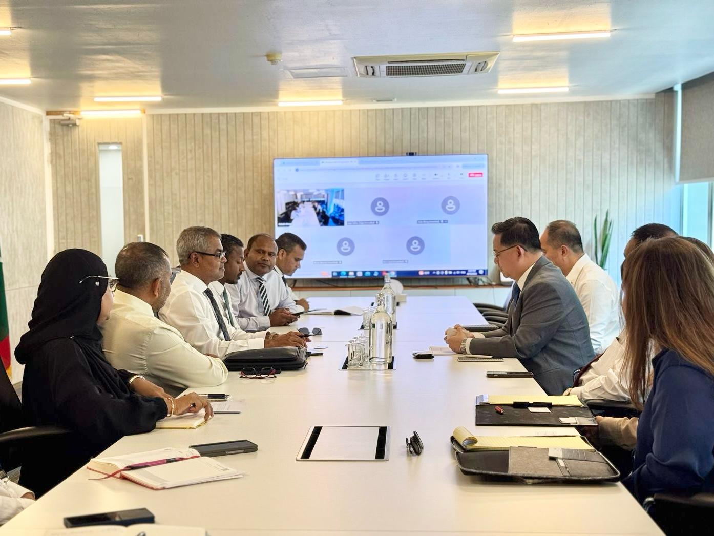 ޝަންގްރިލާ  ރިސޯޓް މަރާމާތުކޮށް އަލުން ހުޅުވުމާ ބެހޭ ގޮތުން  މަޝްވަރާކޮށްފި
