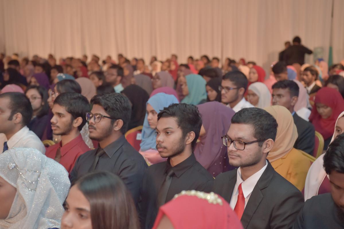 ޗައިނާއިން ހިލޭ ޕީއެޗްޑީއާއި މާސްޓަރސްއަށް ކިޔެވުމުގެ 39 ސްކޮލަރޝިޕަށް ހުޅުވާލައިފި