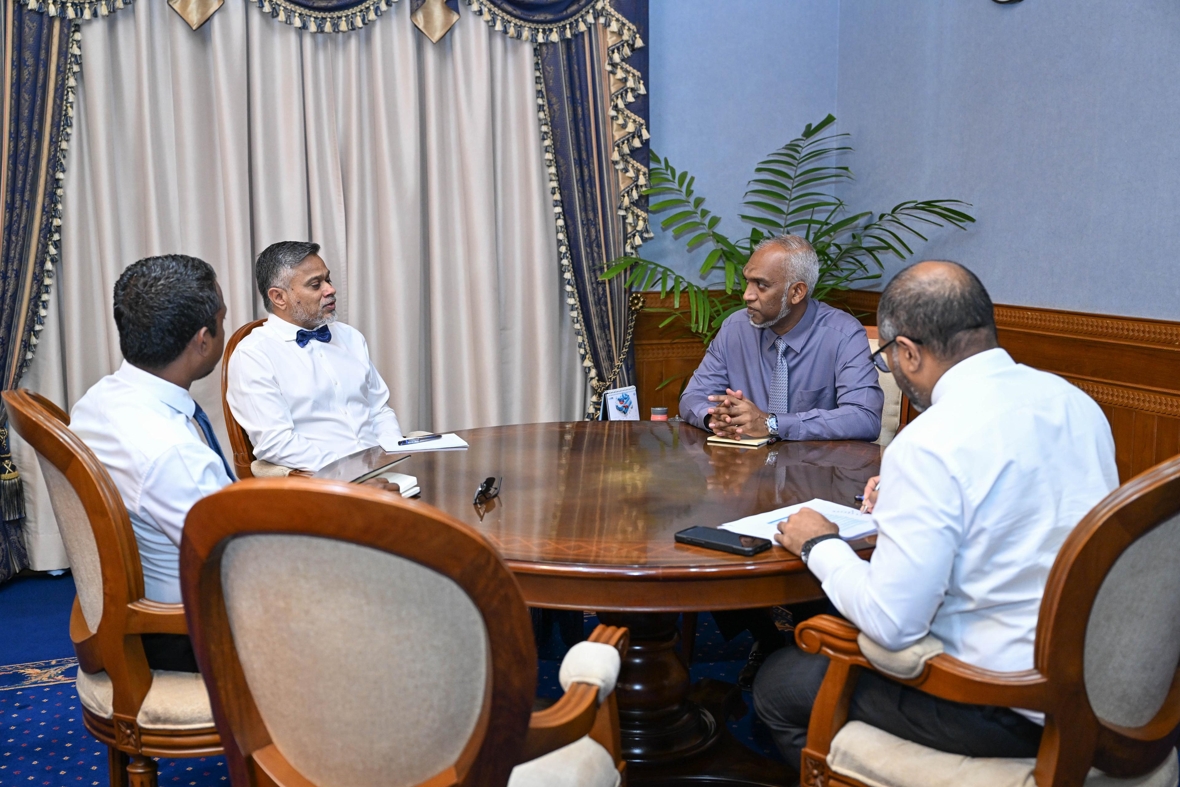 ވާނުވާ ބަންދުގައި ތިބި ފަރާތްތަކާ ގުޅޭގޮތުން ރައީސް މަޝްވަރާކުރައްވައިފި