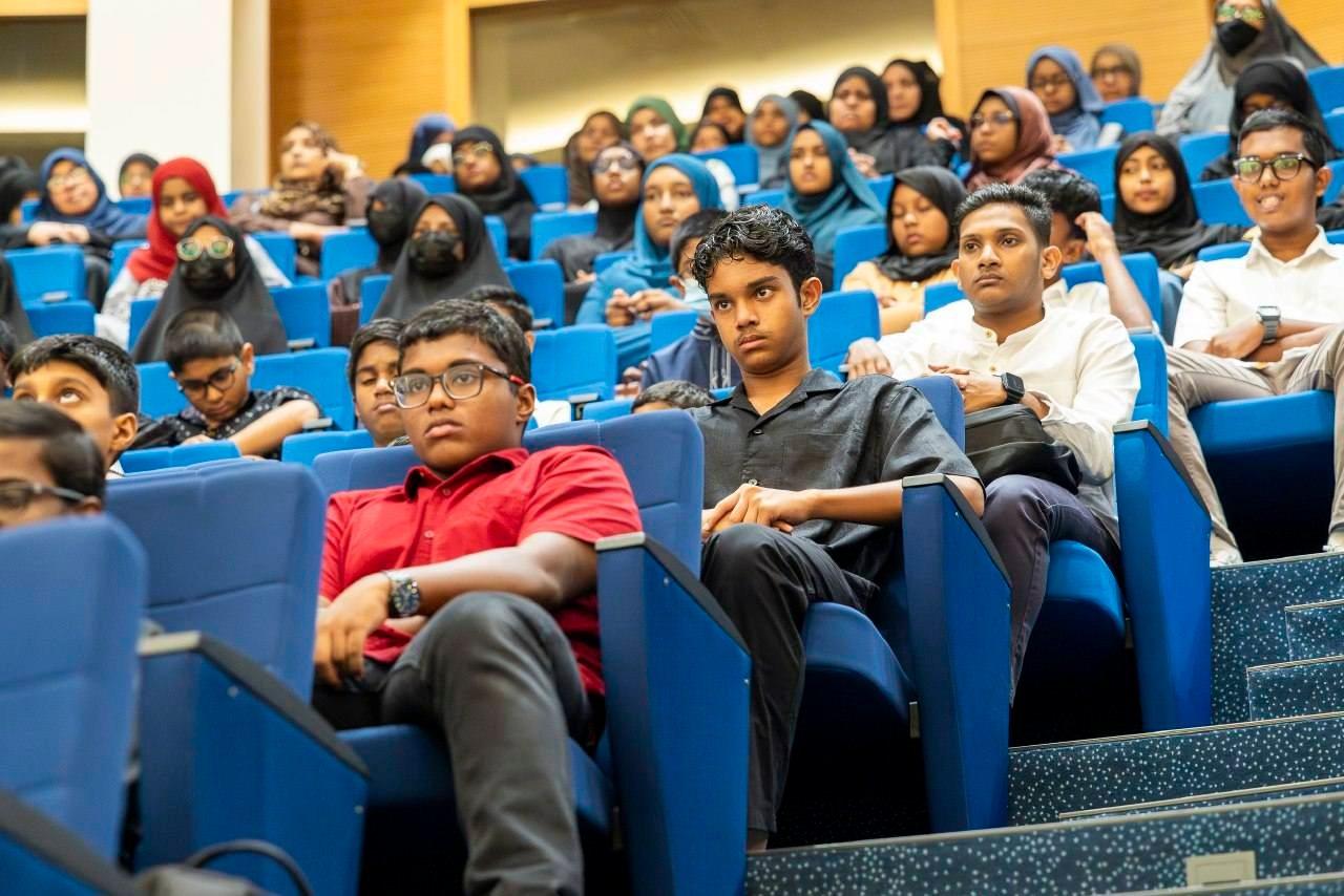 ސްޓޫޑެންޓް ލޯނަށް އަލުން ފޯމުހުށަހެޅުމުގެ މުއްދަތު އިތުރުކޮށްފި 