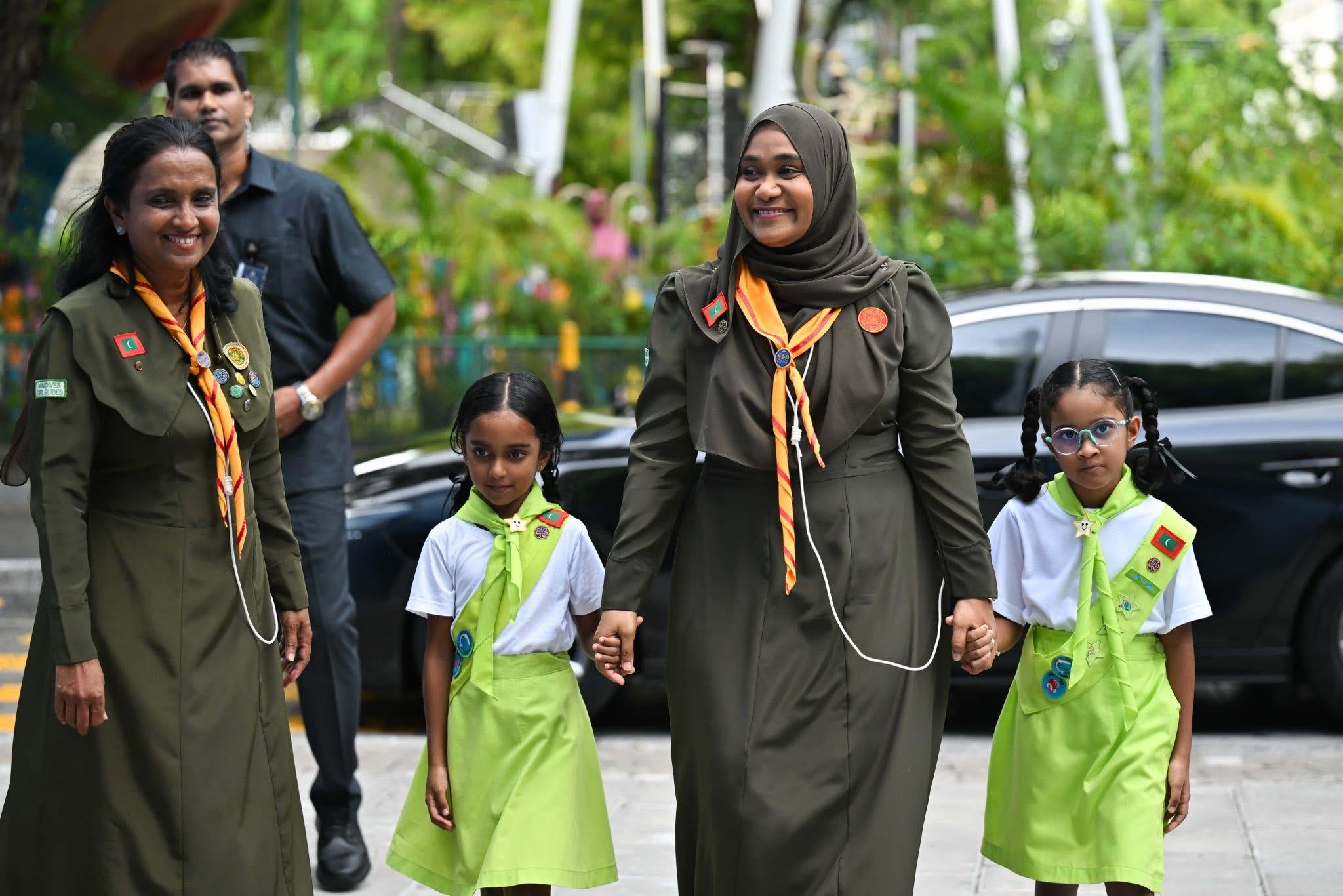 ކުޑަކުދިންނަށް އުޖާލާ މާދަމާއެއް ހޯދައިދިނުމަކީ އެންމެންގެ ޒިންމާއެއް - މެޑަމް ސާޖިދާ 
