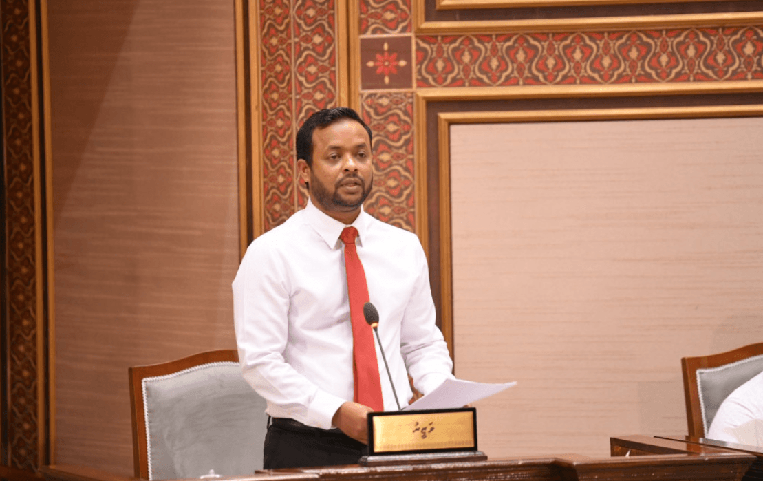 މަގޫދޫ އެއަރޕޯޓްގެ މަސައްކަތް މި ދައުރުގައި ނިންމާނަން: މުއްޠަލިބް