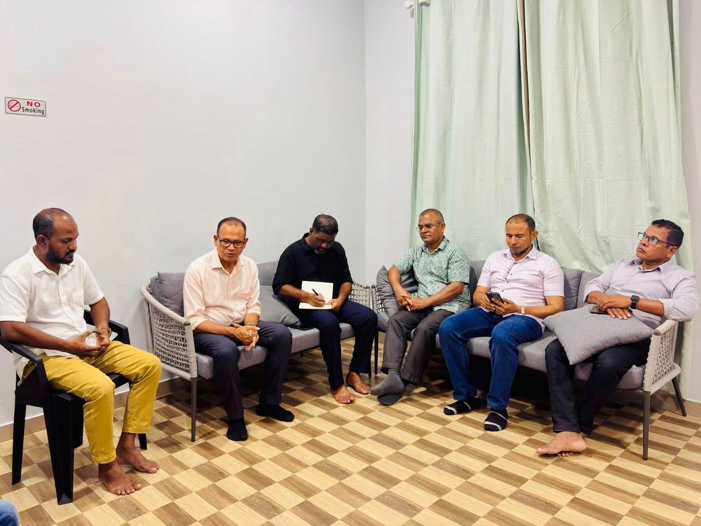 ޕީއެންސީގެ ލީޑަރޝިޕްގެ ޓީމްތައް އަތޮޅުތެރެއަށް 