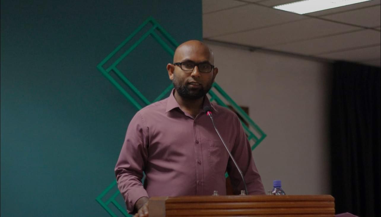 ބްރޯޑްކޮމްގެ އެސްޖީއަކަށް ޔާމީން އިދުރީސް 