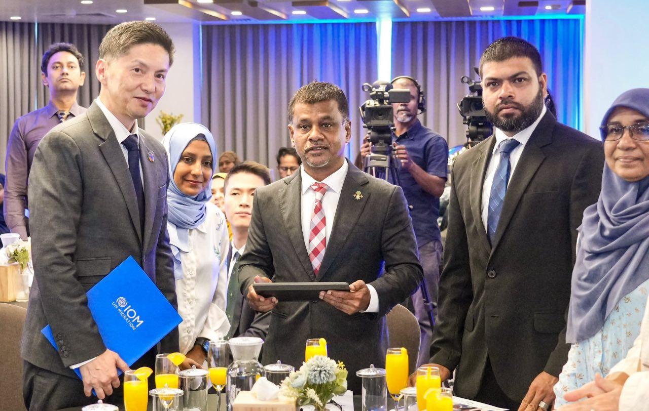 ބިދޭސީންގެ ސިއްހަތާ ގުޅޭ ގައުމީ ސިޔާސަތު އިފުތިތާހުކޮށްފި