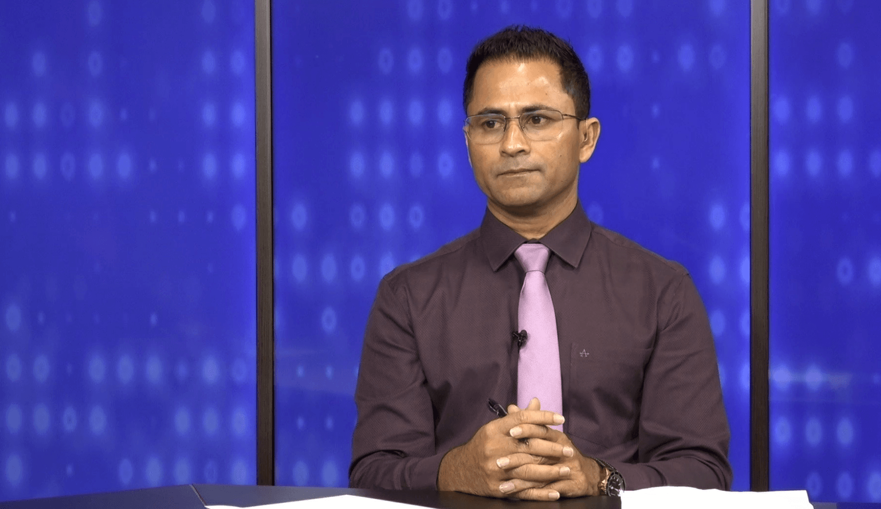 ގިނަ އަދަދެއްގެ ބޭންކު ކާޑު ހިފައިގެން ބޭރަށް ގޮސް ފައިސާ މާރުކުރުމަކީ މަނީލޯންޑަރިން: މެމްބަރު އިބްރާހީމް ހުސައިން