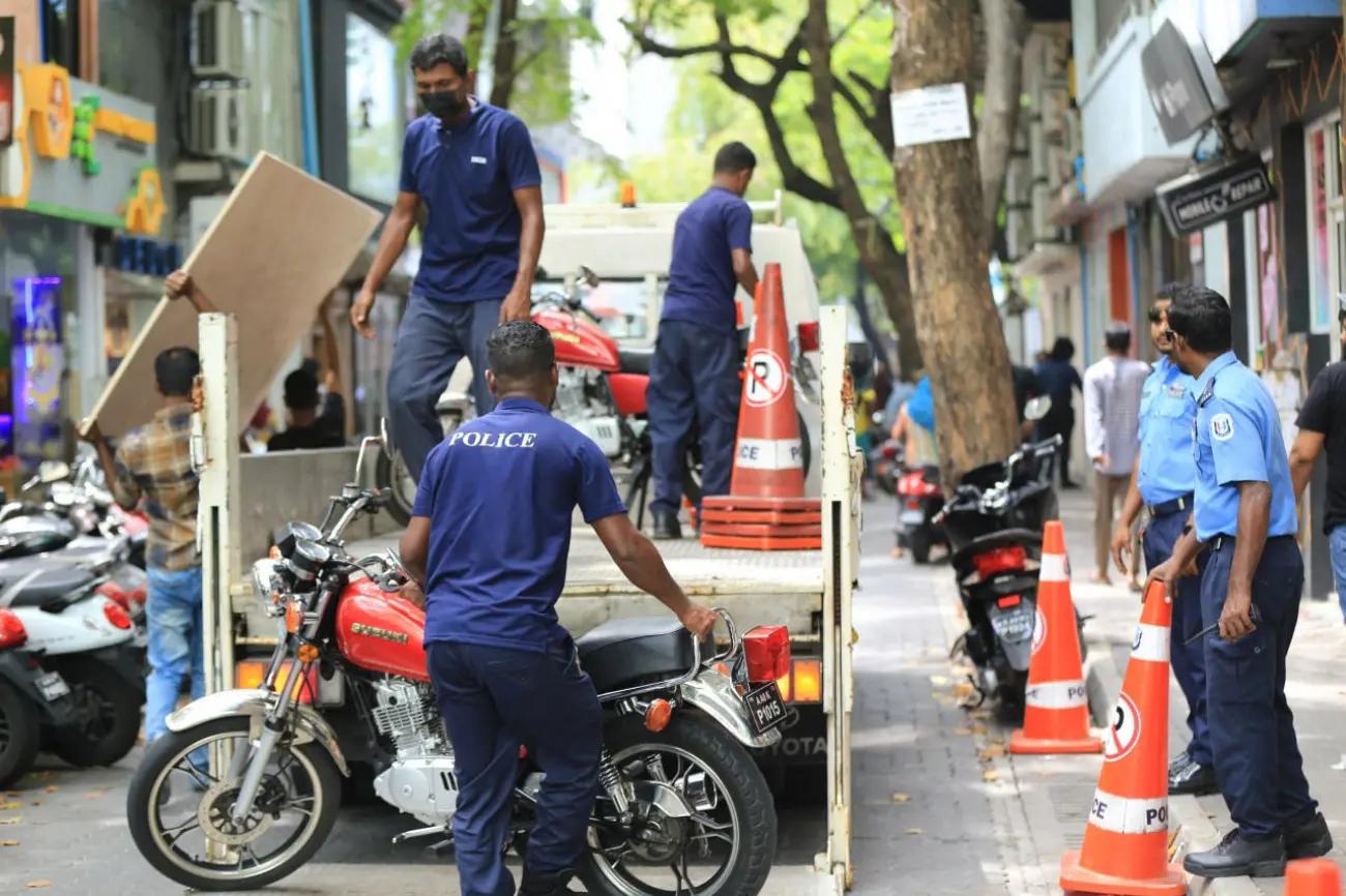 ޤަވާއިދާ ޚިލާފަށް ޕާކުކުރި 420 އުޅަނދު ޓޯ ކޮށްފި 