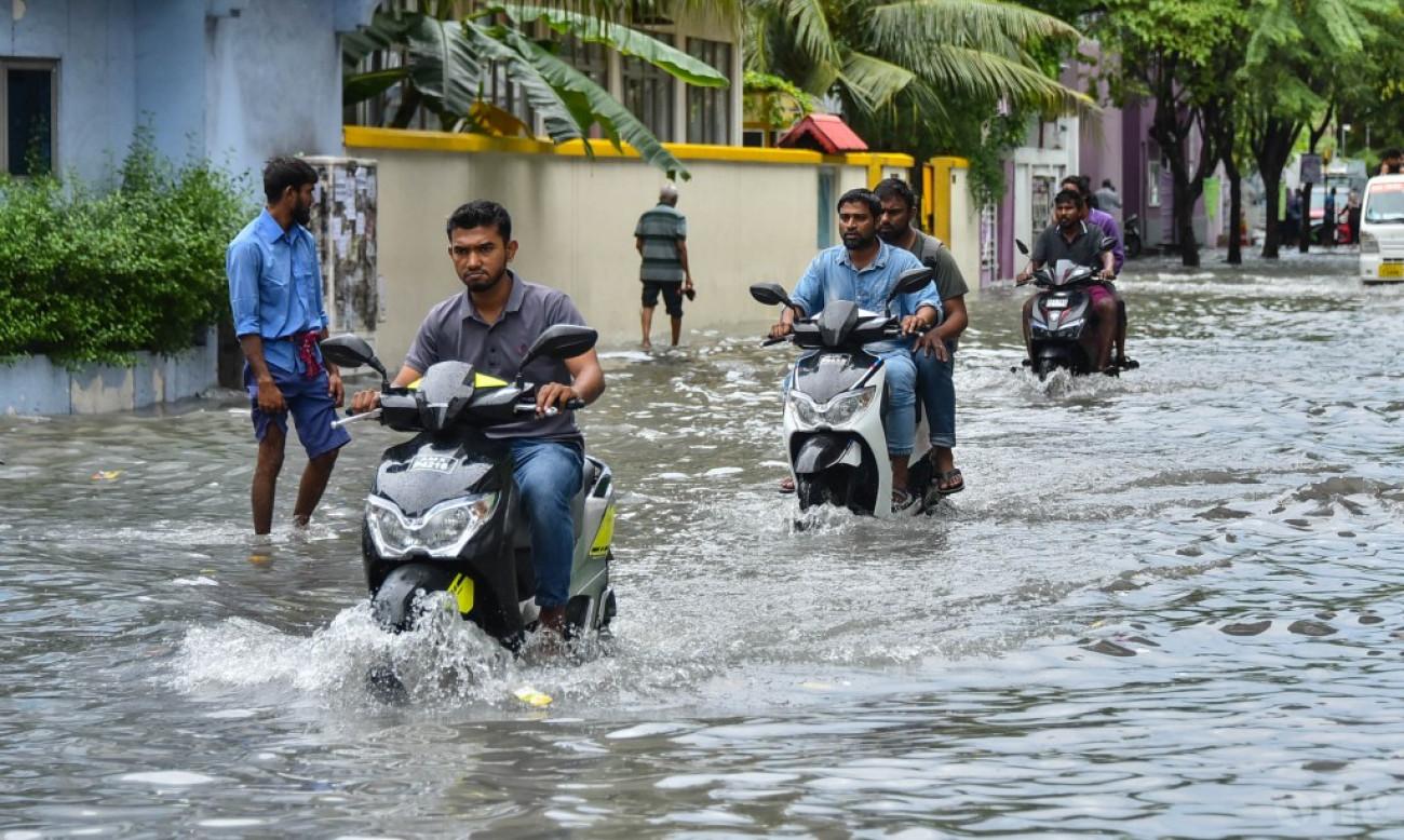 އަމީނީ މަގުގައި ފެން ބޮޑުވާ މައްސަލަ ހައްލު ކުރަނީ