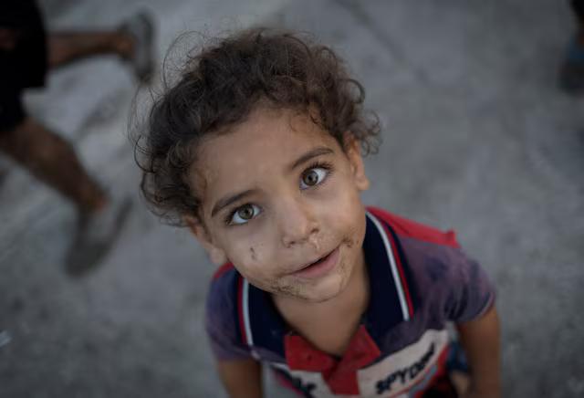 ލުބްނާނުގައި ހާލުގަ ޖެހިފަވާ ކުއްޖެއް ----ފޮޓޯ/ ރޮއެޓާސް