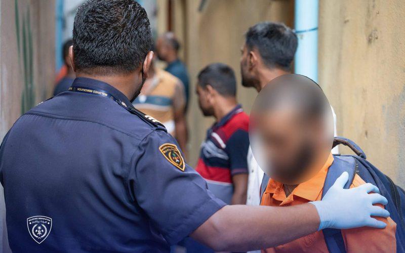 މޯލްޑިވްސް އިމިގްރޭޝަން--ފޮޓޯ/މޯލްޑިވްސް އިމިގްރޭޝަން