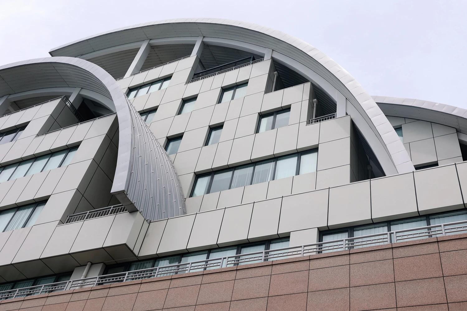 އިސްރާއީލުގެ ވެރިން އިންސާފުގެ ކުރި މައްޗަށް ގެނައުމަށް ރާއްޖެއިން ގޮވާލައިފި