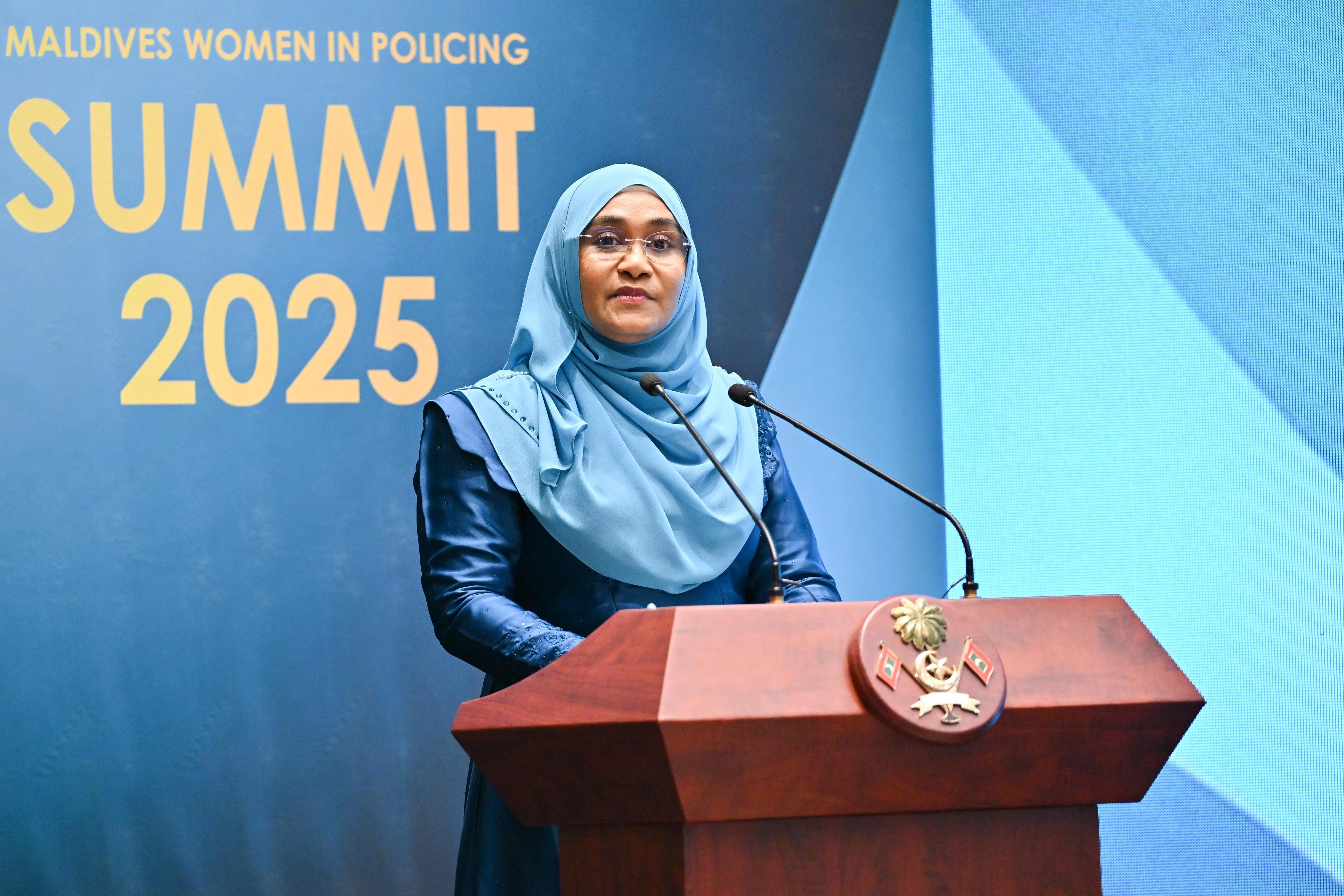 އަންހެނުންނަކީ ސުލްހަ މަސަލަސްކަން ޙިމާޔަތްކޮށްދޭ ވަރުގަދަ ރަމްޒެއް: ފަސްޓްލޭޑީ