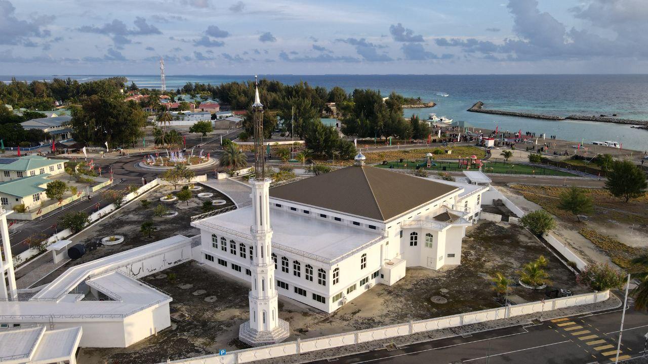 ޙަރާމްގޮތުގައި މުދާ ހޯދުމަކީ މުދަލުގެ ބަރަކާތް ކެނޑޭނޭކަމެއް: ހުތުބާ