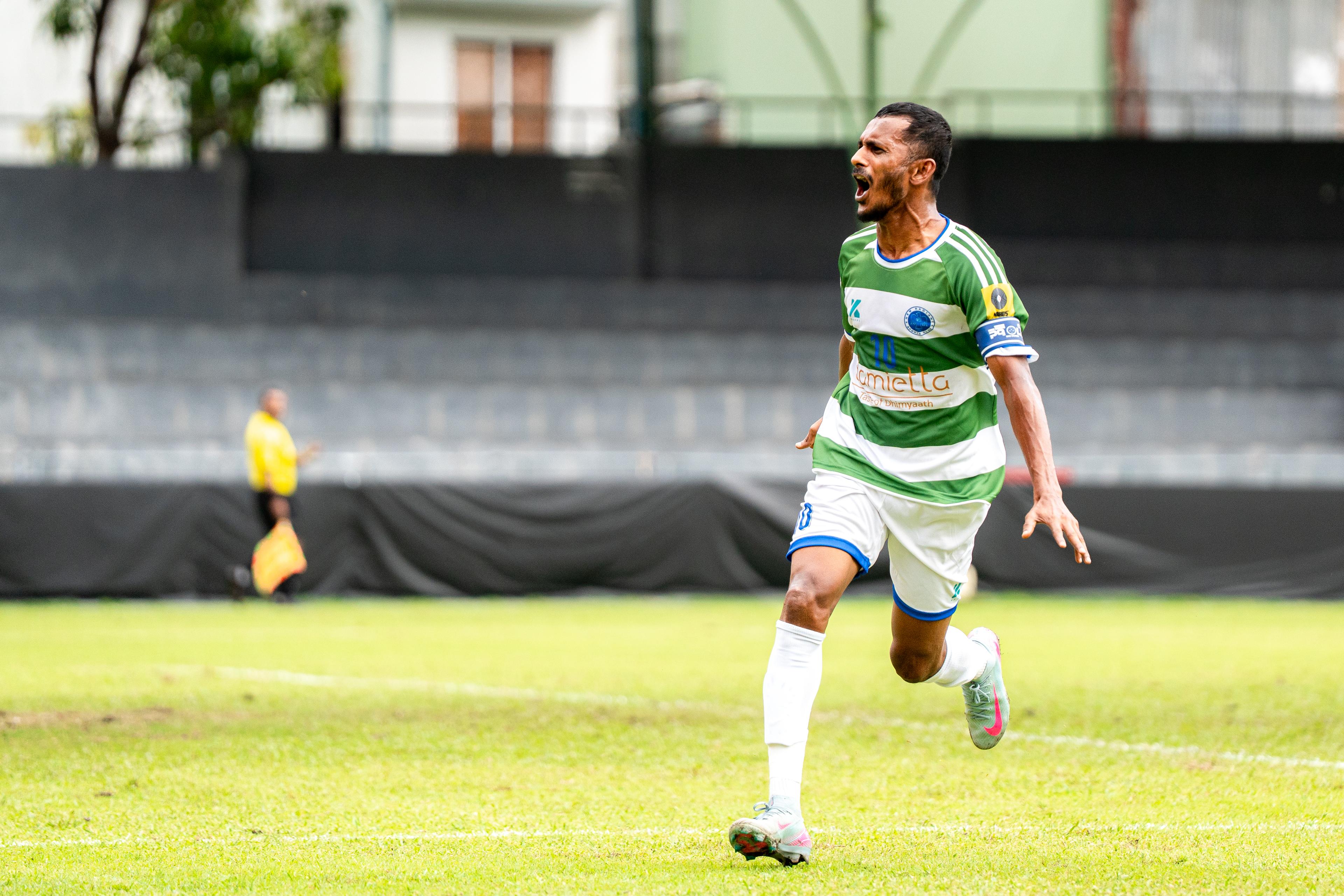 ފޮޓޯ: މެންދުުރު