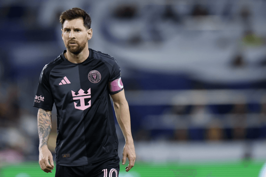 މެސީ ބާސާއިން ބޭރުކޮށްލި ލަޕޯޓާ ރައީސްކަމުން ބޭރުކުރަން މެސީ ނިކުންނަނީ