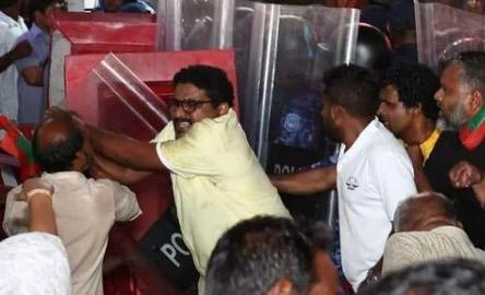 އެމްޑީޕީން ވަނީ އެއްބަސްވުމާ ޚިލާފުވެ، ފުލުހުންގެ ވާޖިބަށް ހުރަސް އަޅާފަ: ޕީއެންސީ