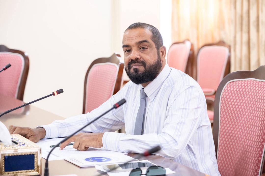 ޖުޑިޝަރީ ކޮމިޓީގެ މުގައްރިރަކަށް ހޮޅުދޫ ދާއިރާގެ މެމްބަރު އަބްދުއްސައްތާރު