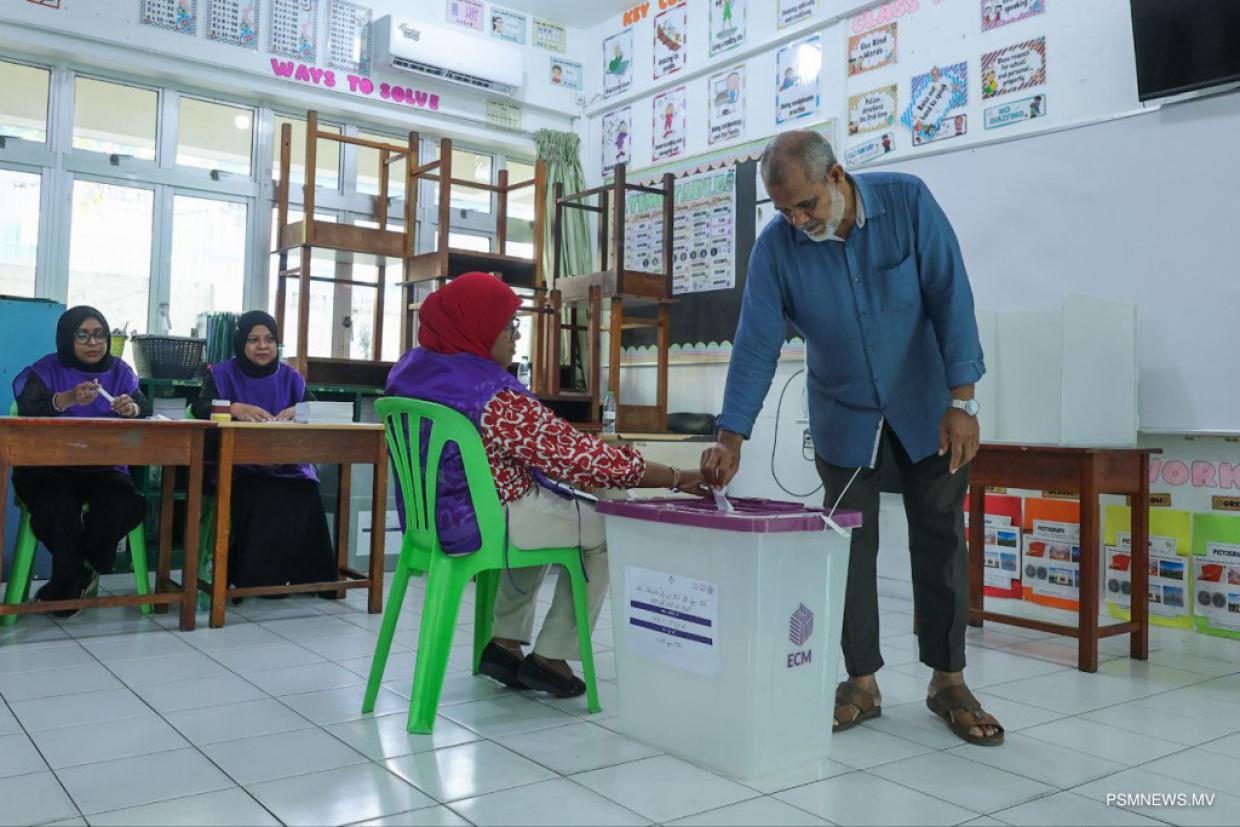 ވަގުތީ ނަތީޖާ: ފޭދޫއިން ބޭނުންވަނީ ވަކި ނުވުމަށް، ހުޅުދޫއާއި މީދޫން ބޭނުންވަނީ ވަކި ކައުންސިލެއް