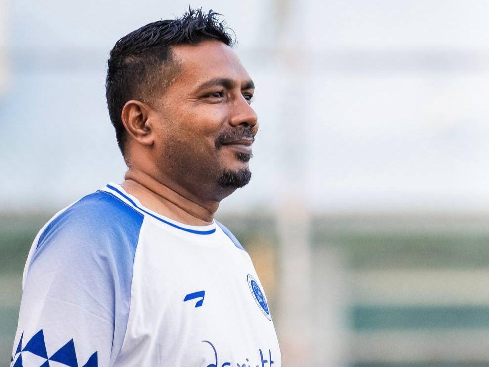މޮޅުނުވުމުގެ ސިލްސިލާ ނިމުމަކަށް ގެނައުމަށް ތާރީޚީ ޖާޒީއާއެކު  ނިއުއިން އީގަލްސްއާ ދެކޮޅަށް ވަރުގަދަ އަޒުމެއްގައި
