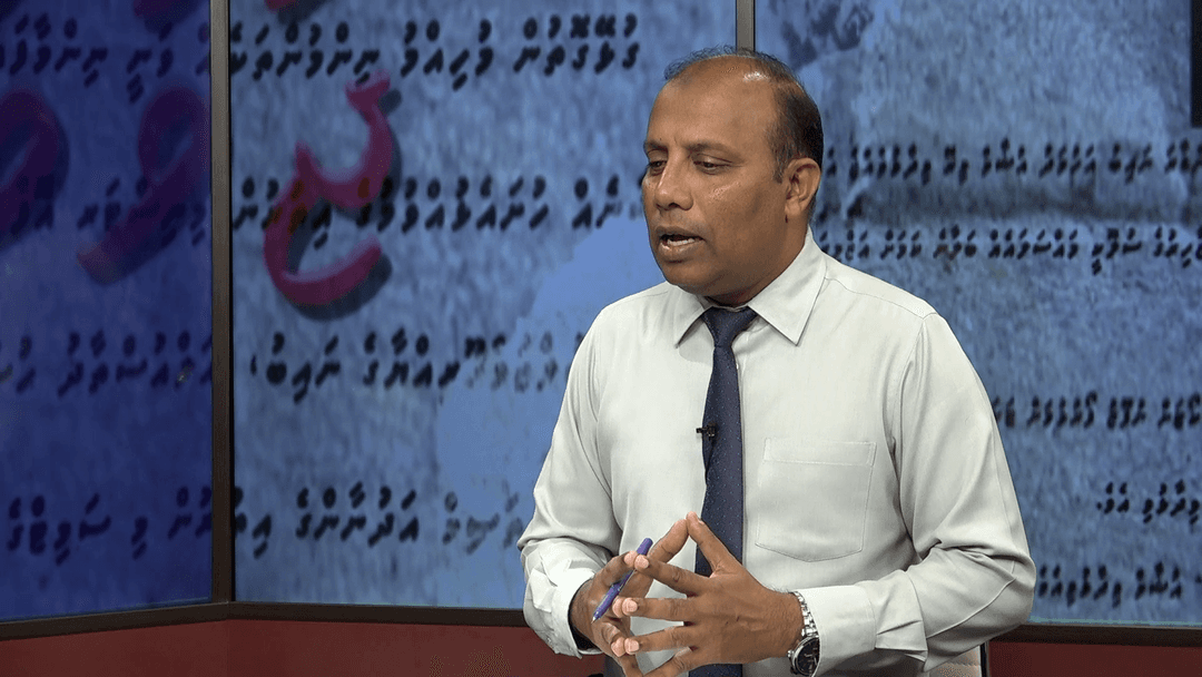 ''ފައިސަލް އަތުގައި އޮތް ރައީސް ކަމުގެ ބާރު ނަގައިގެން، ރައީސް ސޯލިހް ކުރެއްވީ ޣައިރު ދުސްތޫރީ ވެރިކަމެއް''