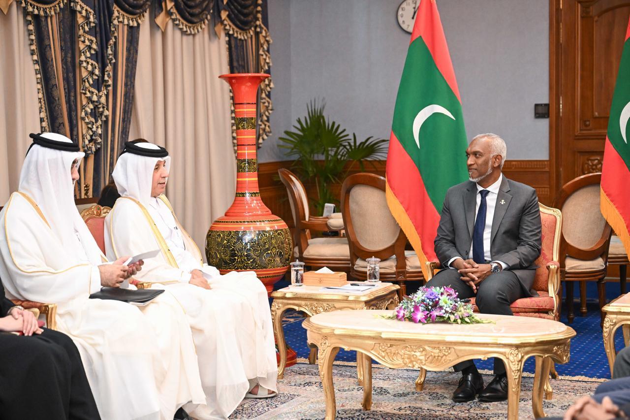 ޤަޠަރުގެ ފޮރިން މިނިސްޓްރީގެ ސްޓޭޓް، ރައީސް ޑރ. މުޢިއްޒުއާ ބައްދަލުކުރައްވައިފި