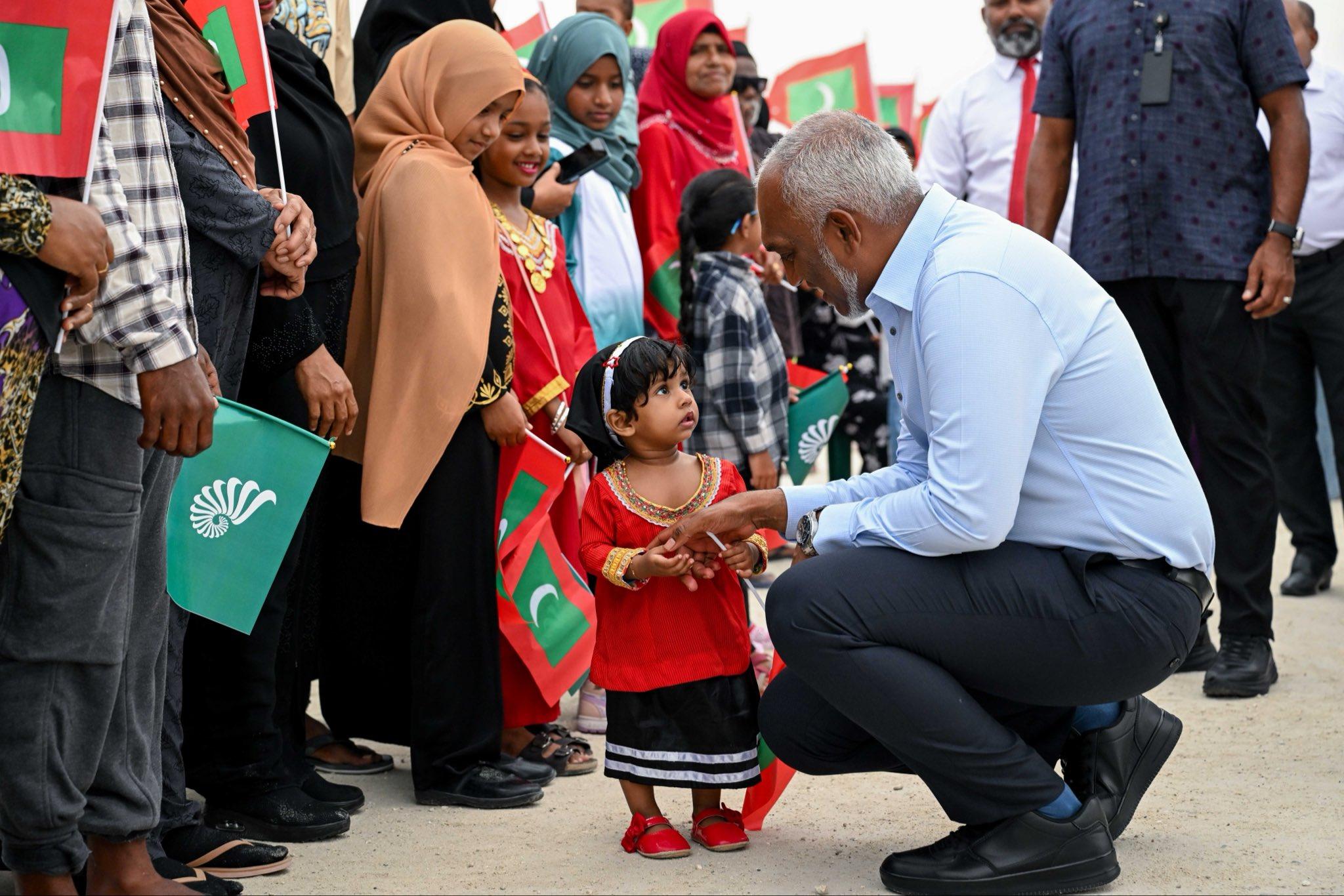 ''ރައްޔިތުން ބޭނުންވަނީ އެންމެން އެއްތަނަކަށް ޖަމާވެ، ރައީސްއަށް ޝުކުރު ދަންނަވަން''