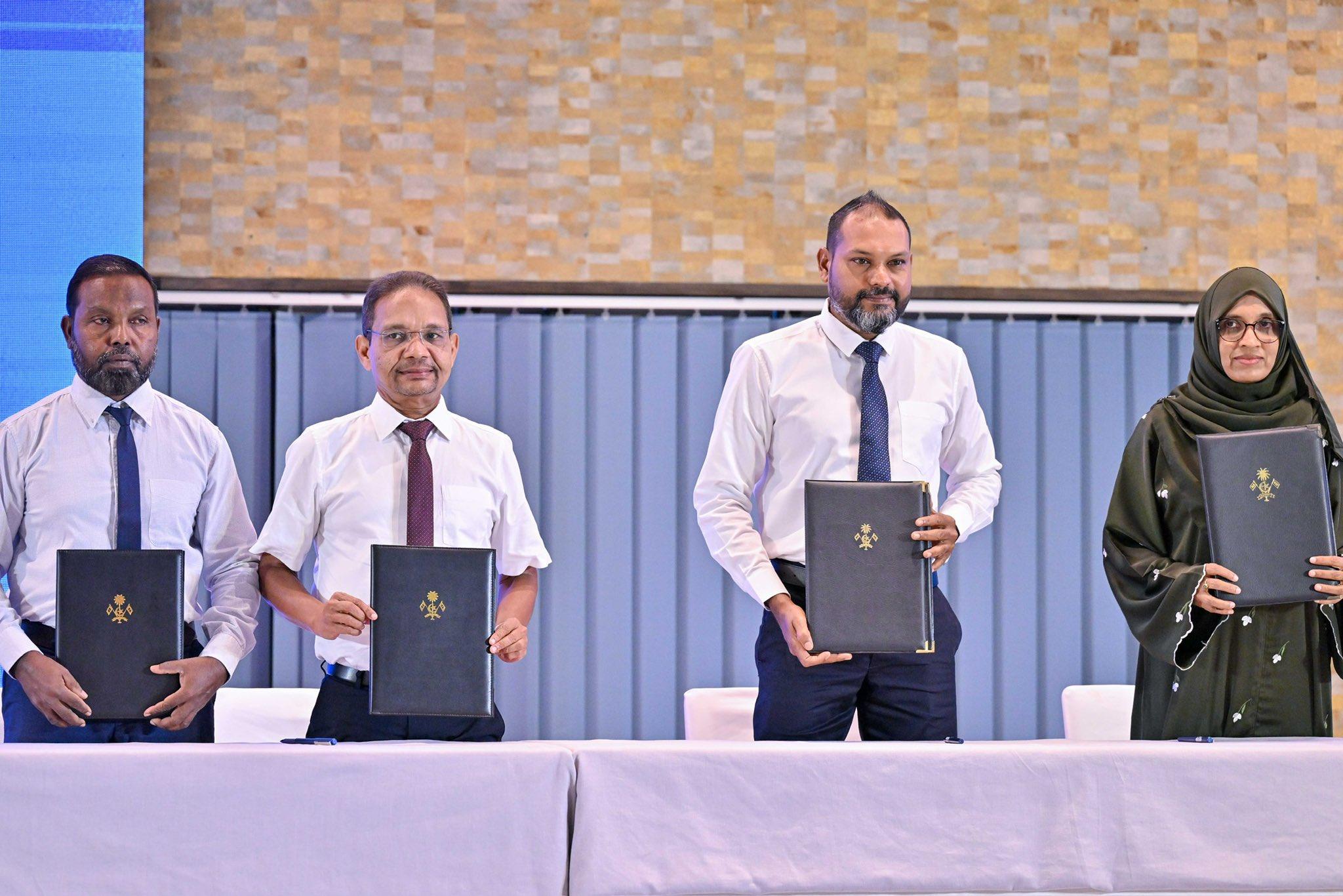 މިއީ ރެކޯޑެއް: އެއް ދުވަސް ތެރޭ 206 މަޝްރޫޢެއް އަމިއްލަ ކުންފުނިތަކަށް، ހުރިހާ ފައިދާއެއް ދިވެހިންނަށް