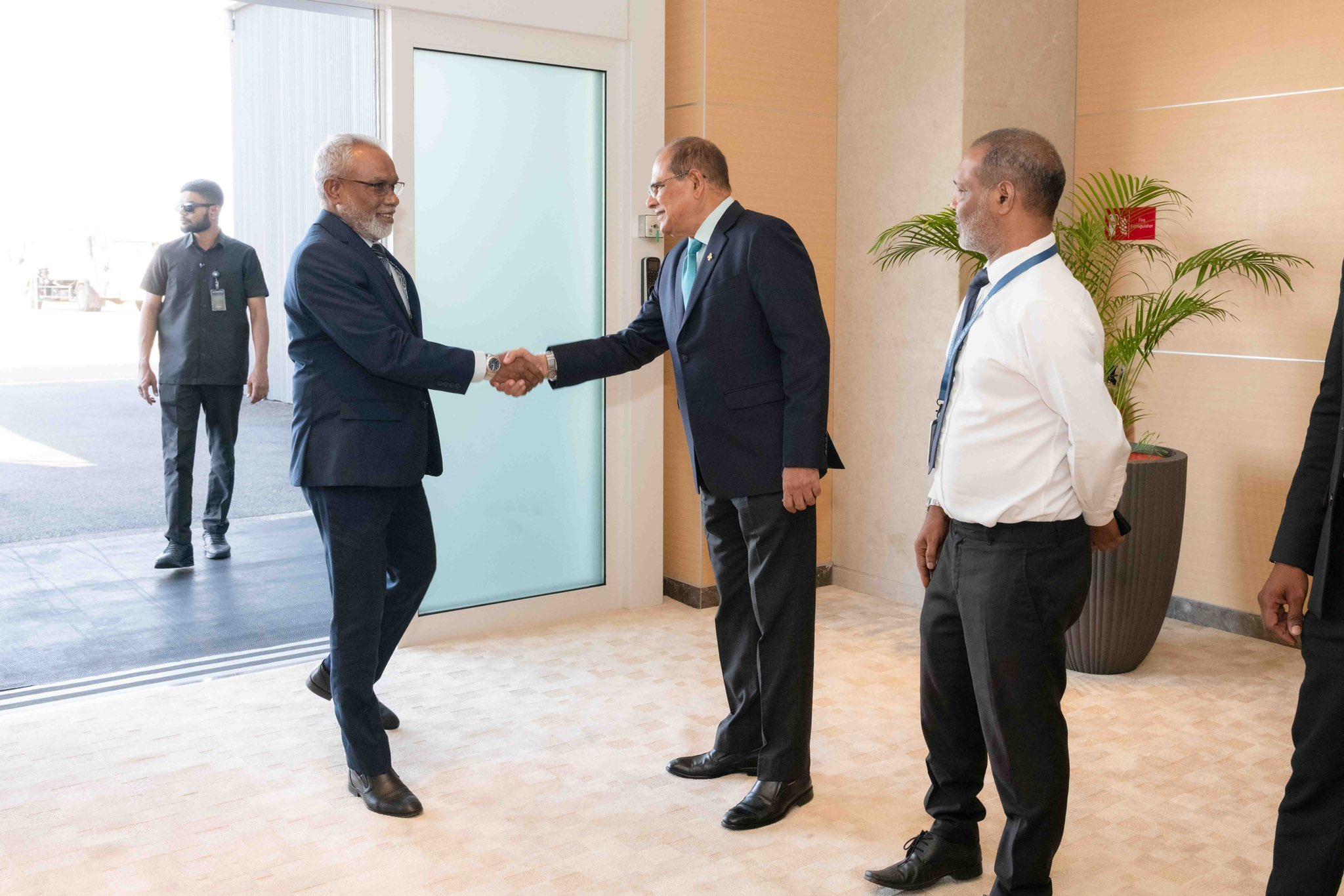 މަޖިލީހުގެ ރައީސް އަބްދުއްރަޙީމް ޕާކިސްތާނަށް ކުރެއްވި ދަތުރުފުޅު ނިންމަވާލައްވައި ރާއްޖެއަށް