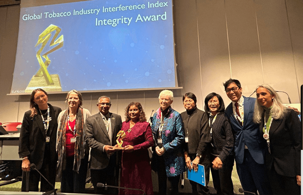 ދުންފަތާ ދެކޮޅަށް ރާއްޖެއިން ކުރާ މަސައްކަތަށް އިންޓަރނޭޝަނަލް އެވޯޑެއް