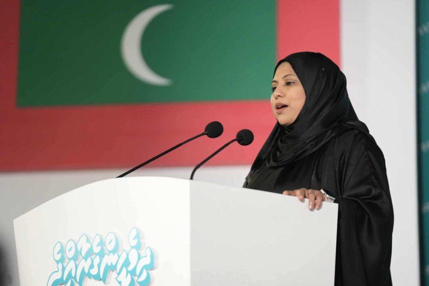 ނަފްސާނީ ގޮތުން ބަލިކޮށްލައި ބަދުނާމުކުރަން މަސައްކަތްކުރި، އެކަމަކު އަޒުމެއް ނުގުޑާނެ: ހީނާ