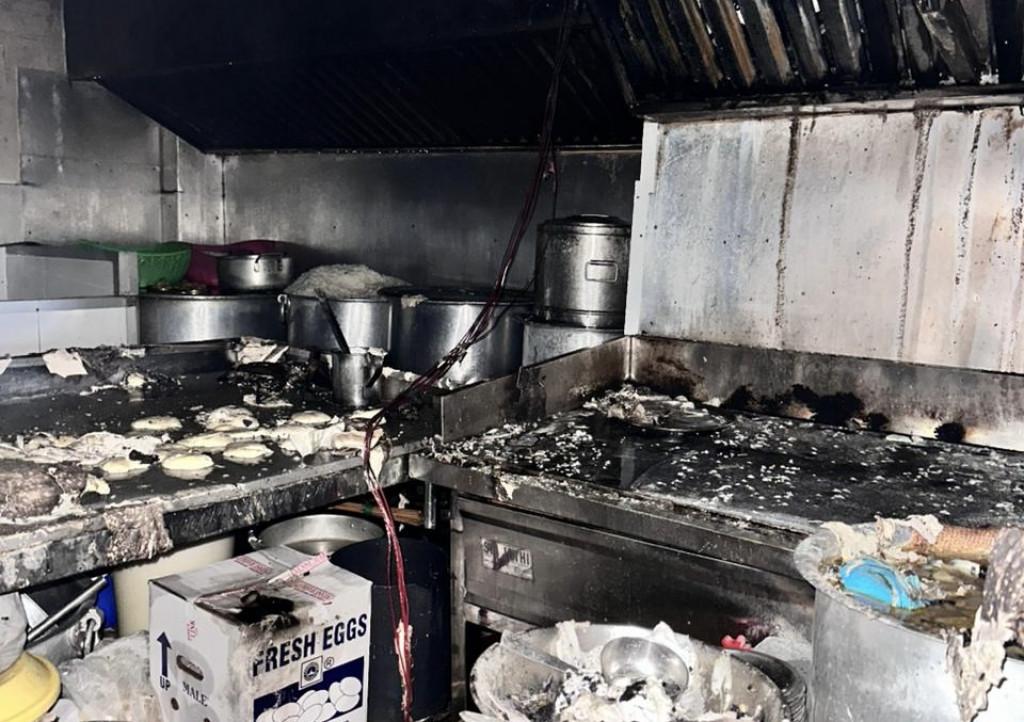 ކެފޭއެއްގައި އަލިފާނުގެ ހާދިސާއެއް ހިނގައި ބިދޭސީއަކަށް އަނިޔާވެއްޖެ