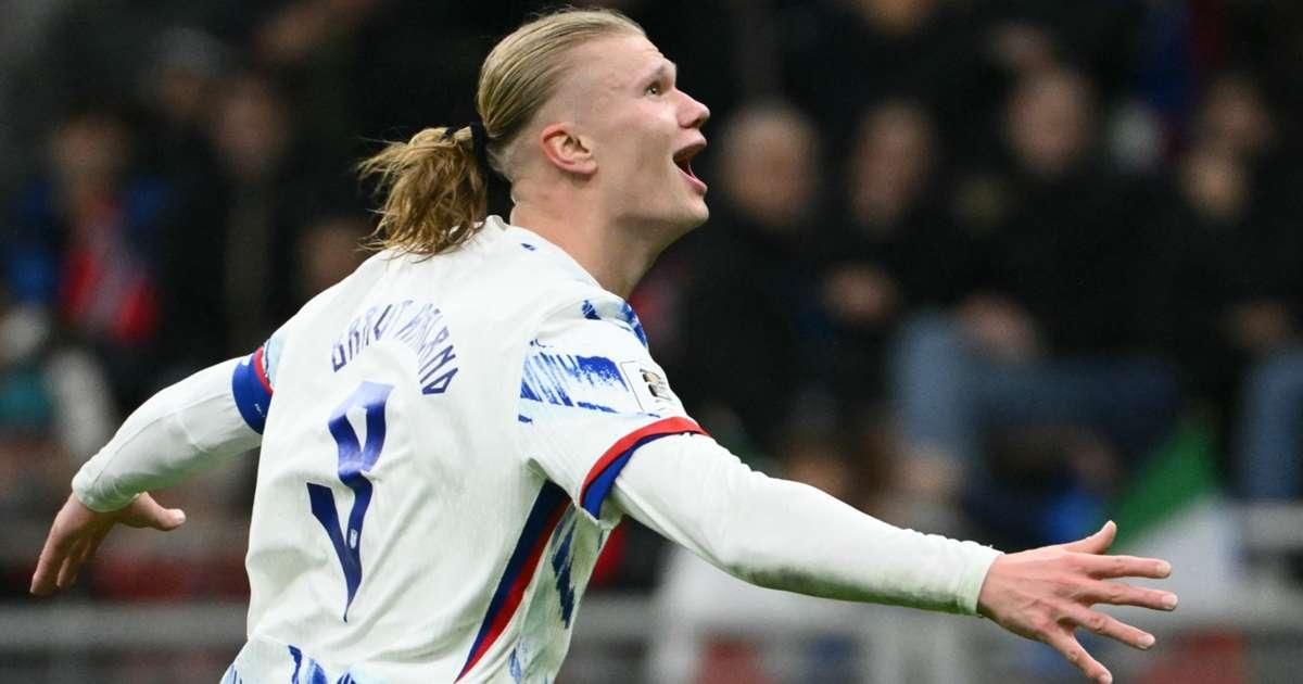 ހާލަންޑްގެ ދެގޯލާއެކު ވަރުގަދަ އިޓަލީ ބަލިކޮށް ނޯވޭ އެއްވަނައިގައި ވޯލްޑްކަޕަށް