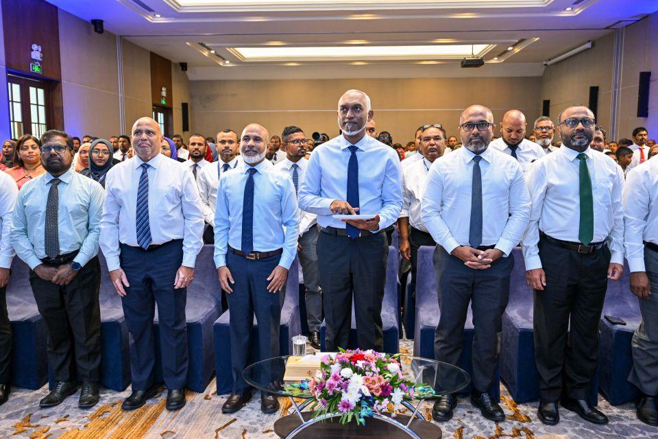 2 އަހަރުގެ ތެރޭގައި ގްރޭޑް 10 ނިންމާ ކުދިން ފާސްވާ ނިސްބަތް 49 އިންސައްތައަށް މަތިކުރެވިއްޖެ: ރައީސް