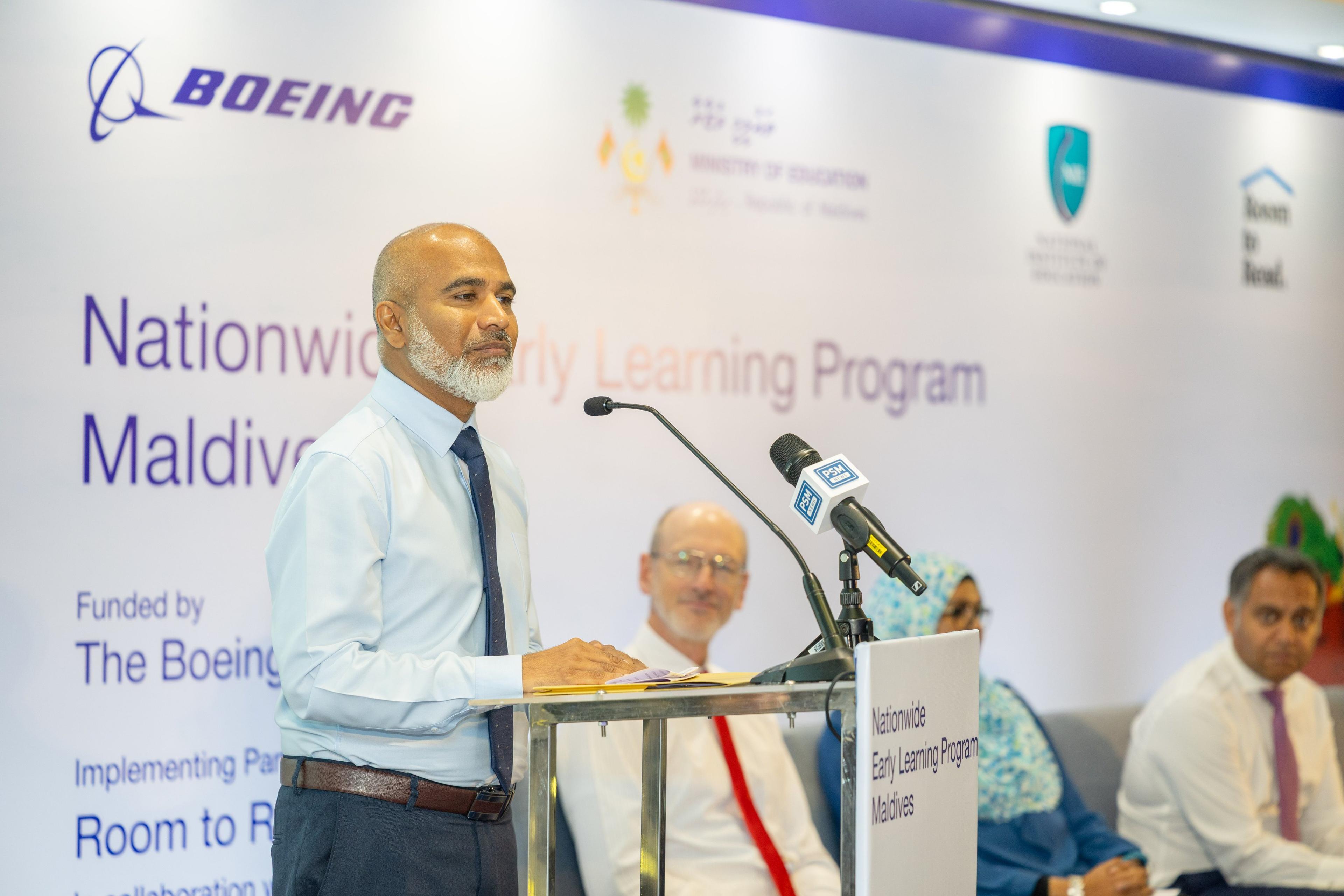 ތުއްތު ކުދިންގެ ދިވެހިބަހުގެ ފެންވަރު ރަނގަޅުކުރުމަށް މިހާތަނަށް އެކަށީގެންވާ މަސައްކަތްތަކެއް ކުރެވިފައެއް ނެތް: ވަޒީރު ޝަފީޢު