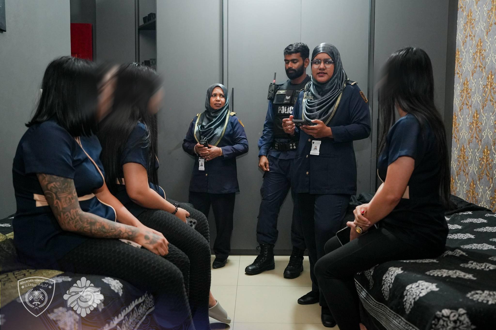 މާލޭގެ ހަތަރު މަސާޖު ޕާލަރ އަކުން ހަތަރު ބިދޭސީއަކު ހައްޔަރުކޮށްފި