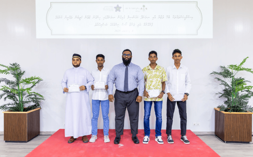 މަނަދޫގެ 7 ބައިވެރިން ޒުވާން ޚަޠީބު ތަމްރީން ޕްރޮގުރާމް ފުރިހަމަކޮށްފި