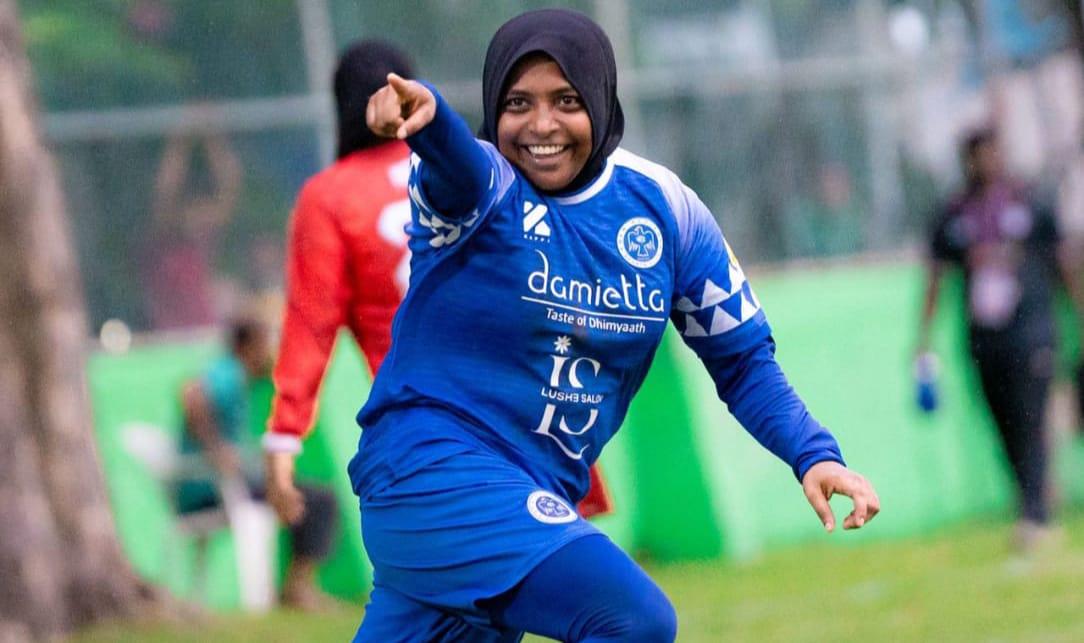 ބިސް ބުރު އަތުން ނިއު އަށް ފަސޭހަ މޮޅެއް